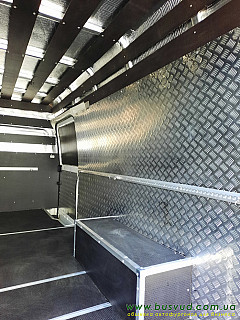 Mercedes-Benz Sprinter L4 обшивка грузового отсека аллюминием Киевская область