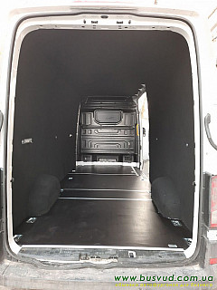 Volkswagen Crafter new L4 обшивка в Киеве