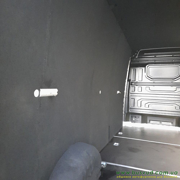 Volkswagen Crafter new L4 защита грузового отсека автофургона