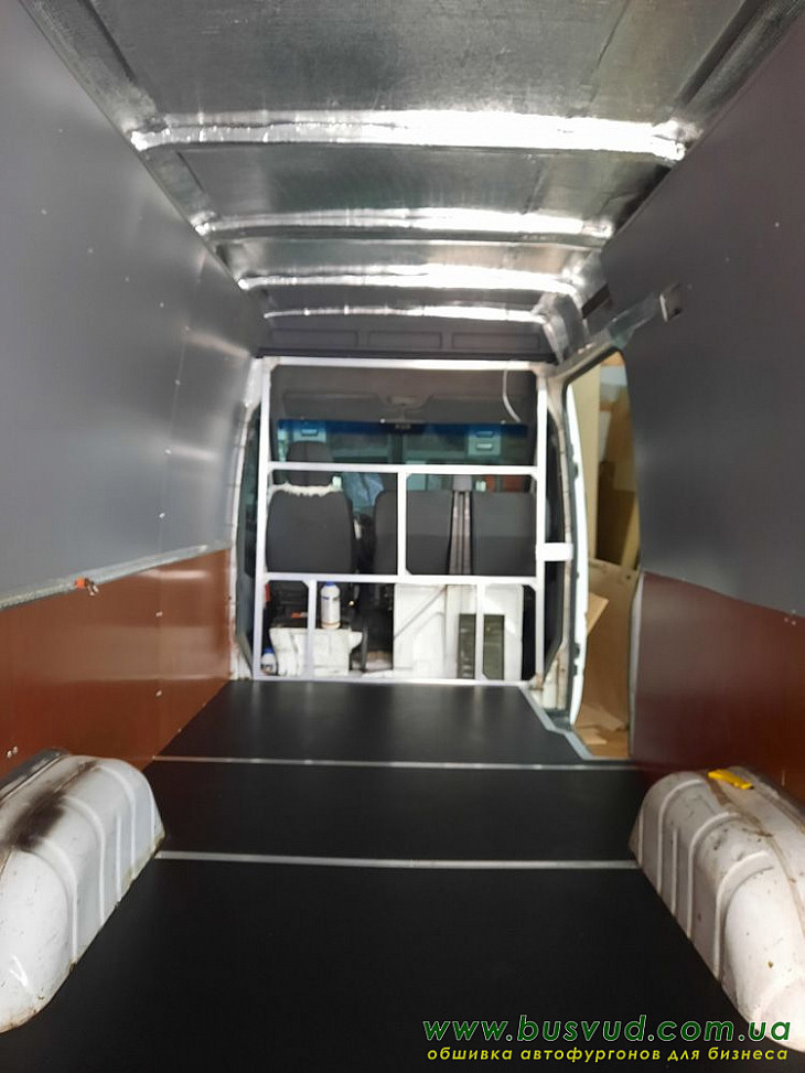 Sprinter L3 (перегородка)