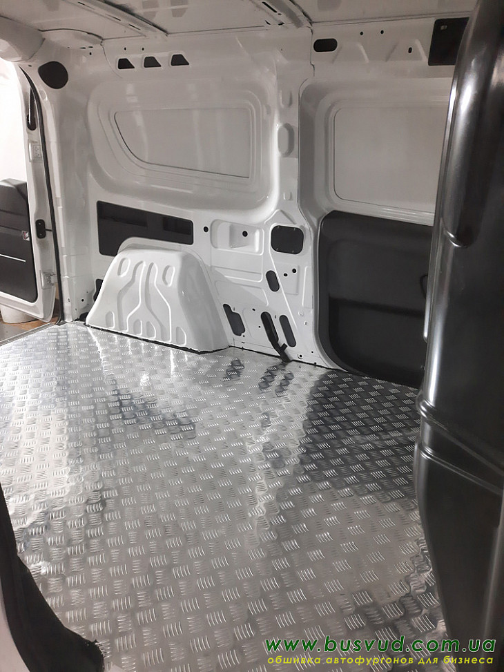 Fiat Doblo Cargo обшивка алюминий Украина