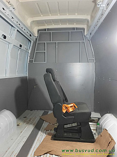 RENAULT MASTER L3 (Перегородка,кресла)