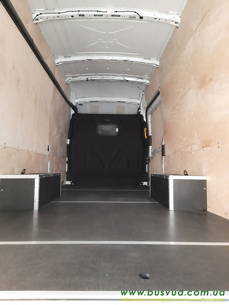 Ford Transit 2T L4H3 обшивка автофургона быстро и качественно