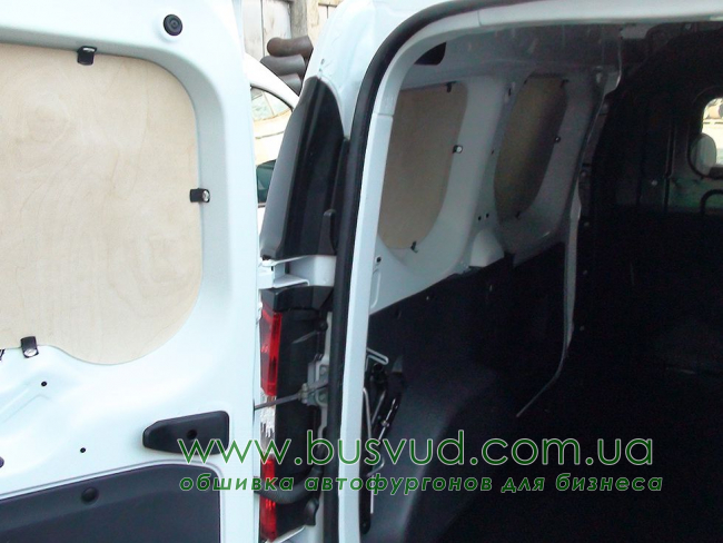 Напольное покрытие Renault Dokker Van L1H1 Напольное покрытие Renault Dokker Van L1H1