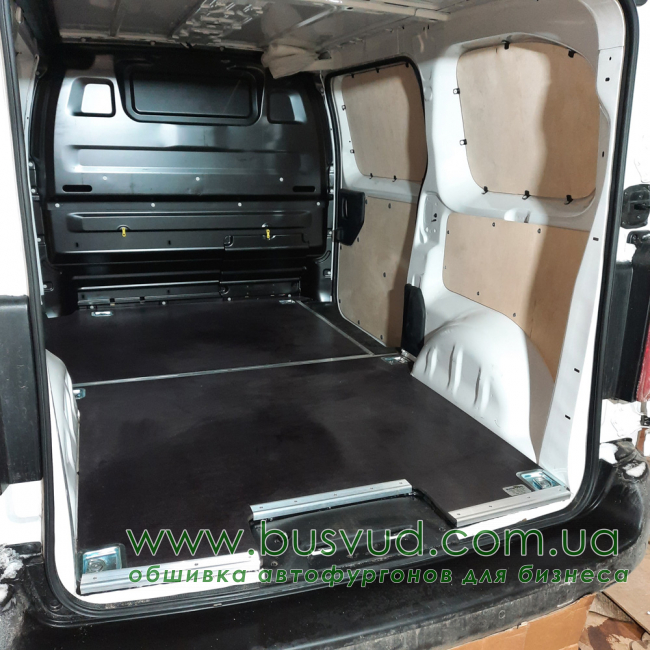 Обшивка стен фургона Citroen Jumpy L1H1