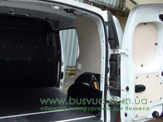 Напольное покрытие Renault Kengoo L1