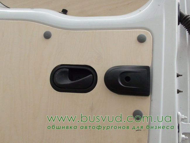Напольное покрытие Renault Kengoo L1