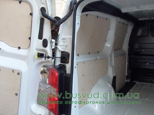 Обшивка стен фургона Citroen Jumpy L2H1