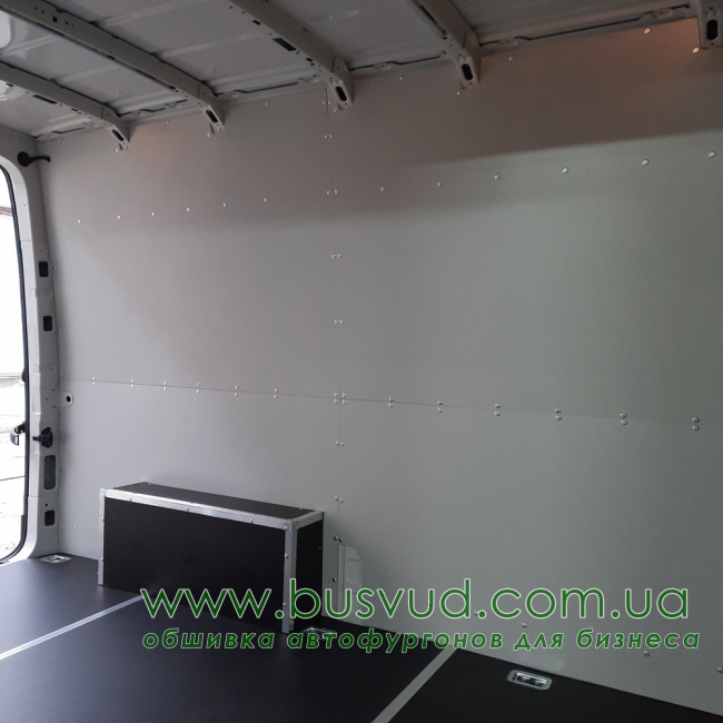 Обшивка стен фургона Volkswagen Crafter new L3 Обшивка стен фургона Volkswagen Crafter new L3