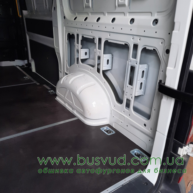 Напольное покрытие Volkswagen Crafter new L3