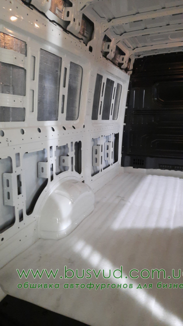 Напольное покрытие Volkswagen Crafter new L3
