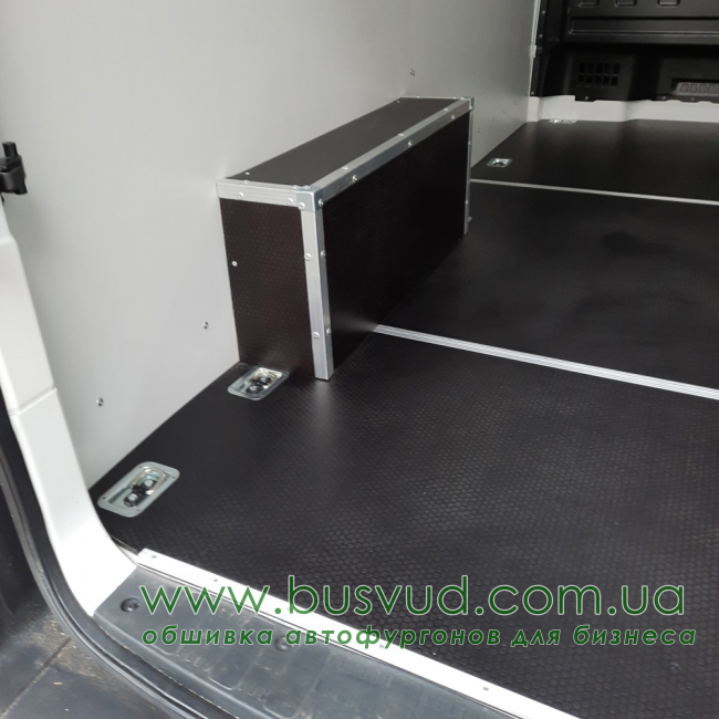 Напольное покрытие Volkswagen Crafter new L3