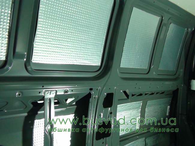 Напольное покрытие Volkswagen Transporter L1H1