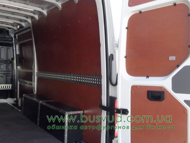 Обшивка стен фургона Volkswagen Crafter new L4 Обшивка стен фургона Volkswagen Crafter new L4