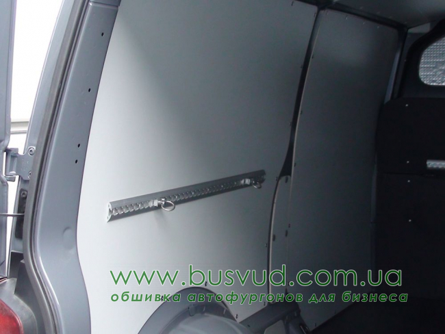 Напольное покрытие Volkswagen Transporter L2H1