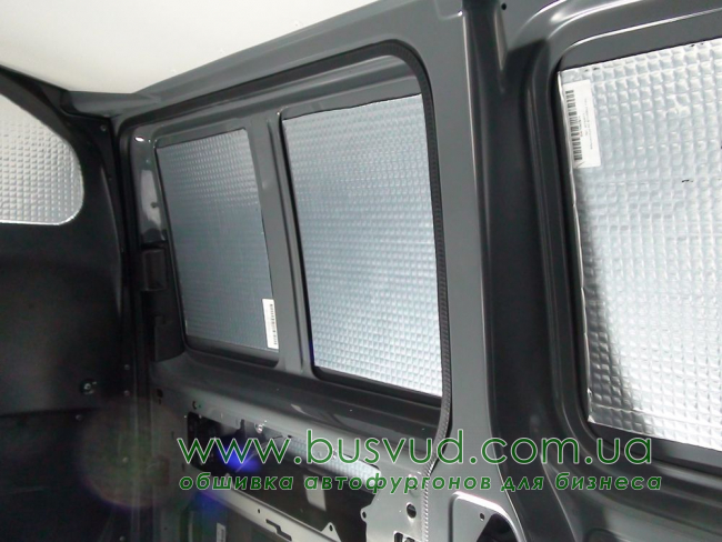 Напольное покрытие Volkswagen Transporter L2H1