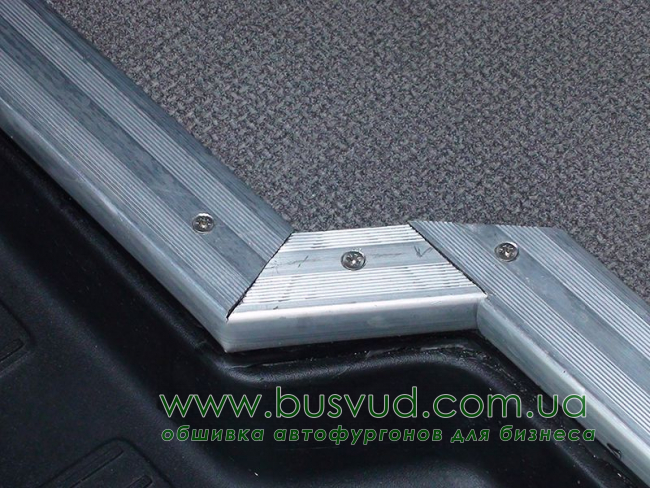 Обшивка стен фургона Volkswagen Crafter new L5 Обшивка стен фургона Volkswagen Crafter new L5