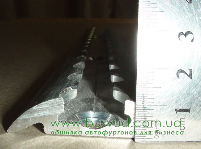 Рейка крепления груза алюминиевая