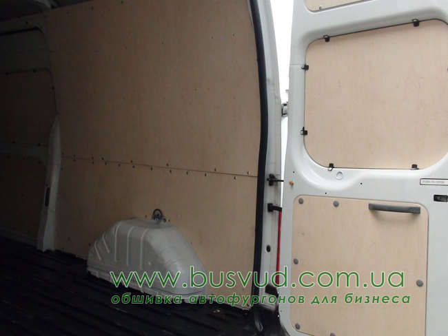 Обшивка стен фургона Ford Transit 2T L3H2