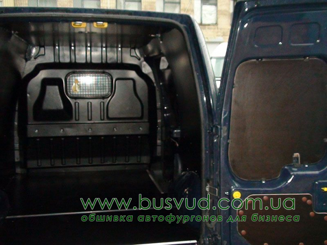 Обшивка стен фургона Transit Conect new L2H1