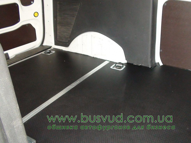Обшивка стен фургона Transit Conect new L2H1