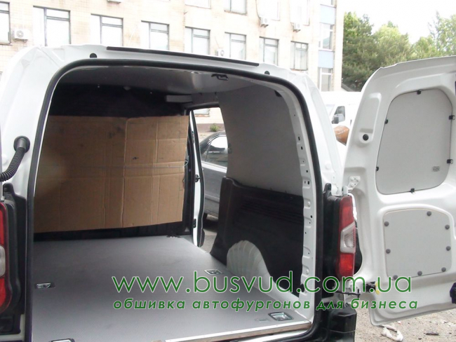 Обшивка стен фургона Citroen Long L2H1