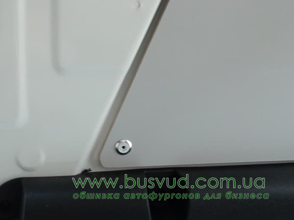 Обшивка стен фургона Doblo Cargo New L1H1