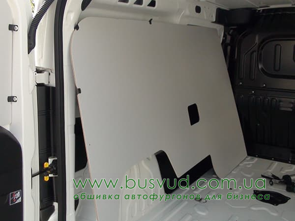Обшивка стен фургона Doblo Cargo New L1H1