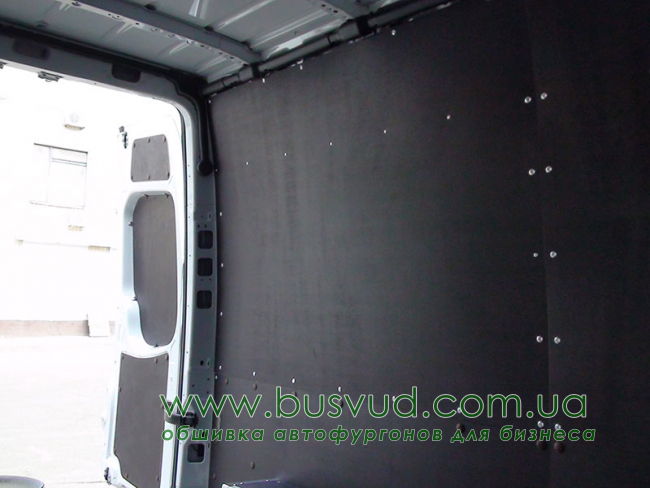 Обшивка стен фургона Mercedes-Benz Sprinter L2H2 Обшивка стен фургона Mercedes-Benz Sprinter L2H2
