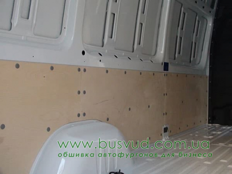 Обшивка стен фургона Mercedes-Benz Sprinter L3H2
