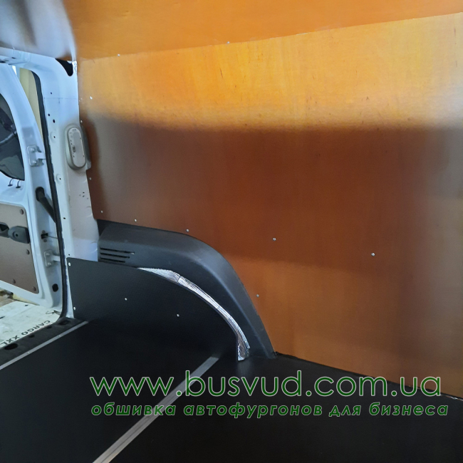 Напольное покрытие Renault Kengoo L2