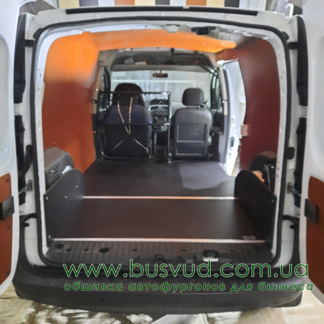 Обшивка стен фургона Renault Kengoo L2