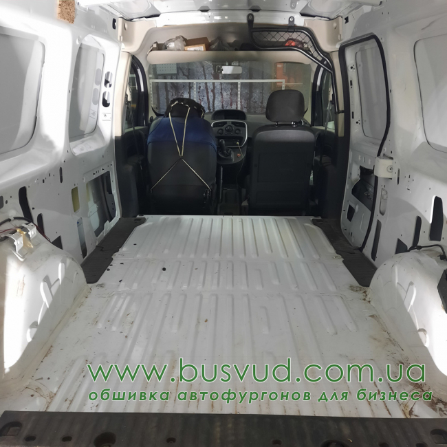 Обшивка стен фургона Renault Kengoo L2
