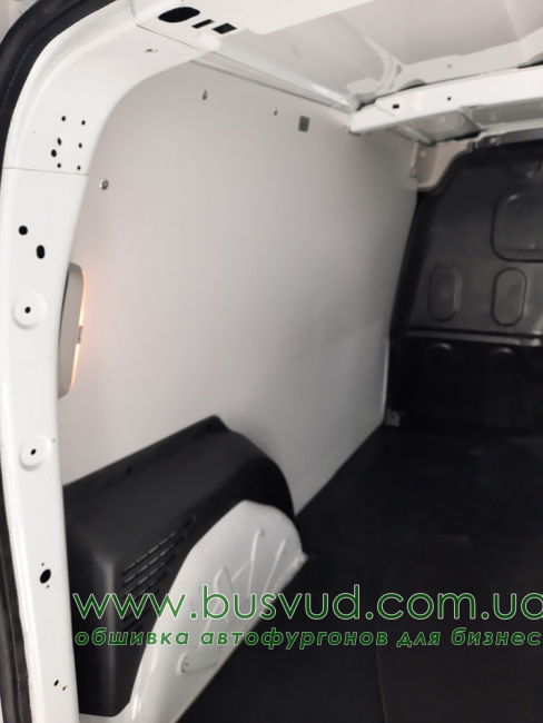 Обшивка стен фургона Renault Kengoo L2