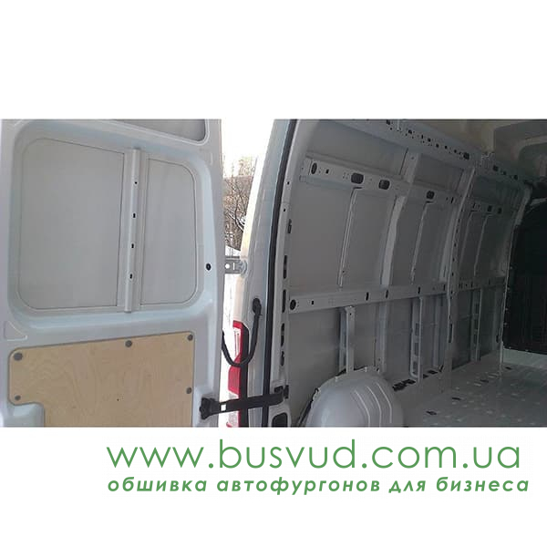 Обшивка стен фургона Opel Movano L2H2 Обшивка стен фургона Opel Movano L2H2