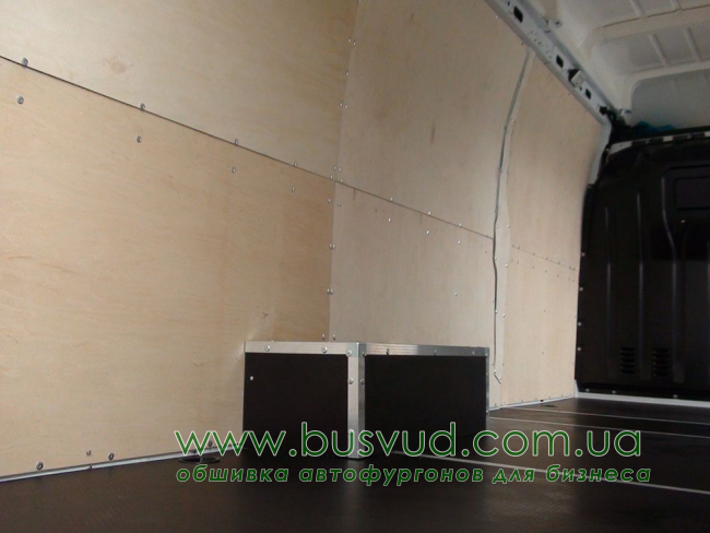Напольное покрытие Renault Master L4H3