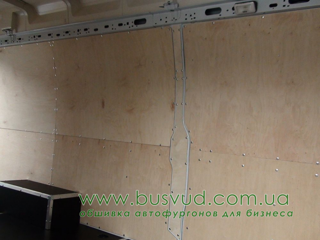 Напольное покрытие Renault Master L4H3